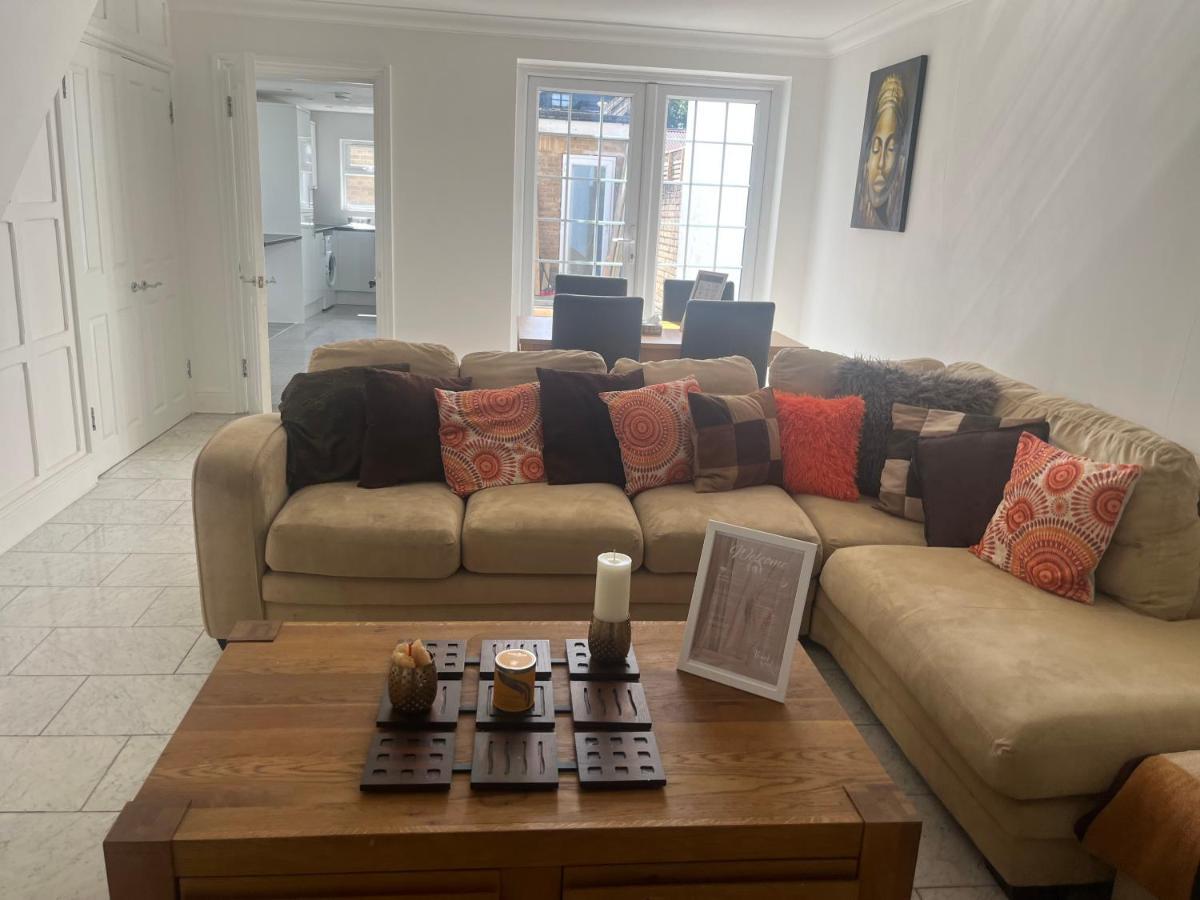 City Reach Retreat Spacious 4Bed House Startford Maryland Great Transport Links London Eksteriør bilde